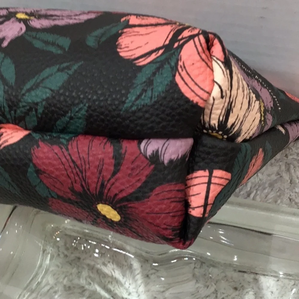 Steve Madden floral large wristlet clutch